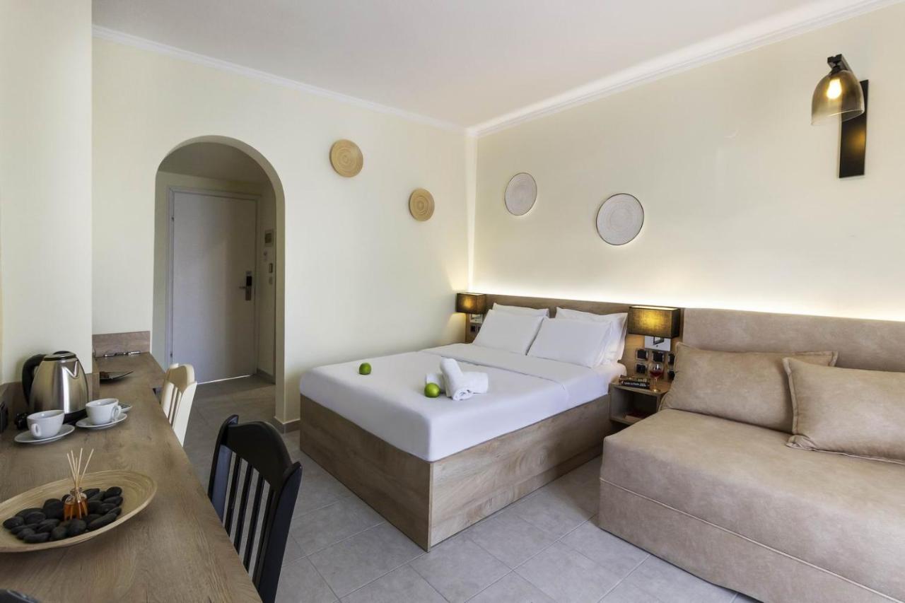 Hotel Odysseas ポリフロノ エクステリア 写真