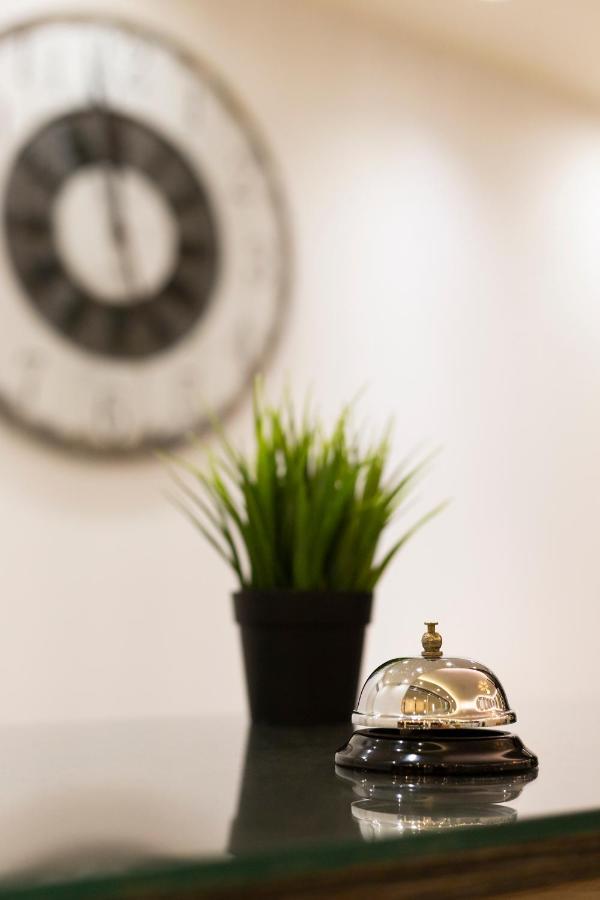 Hotel Odysseas ポリフロノ エクステリア 写真
