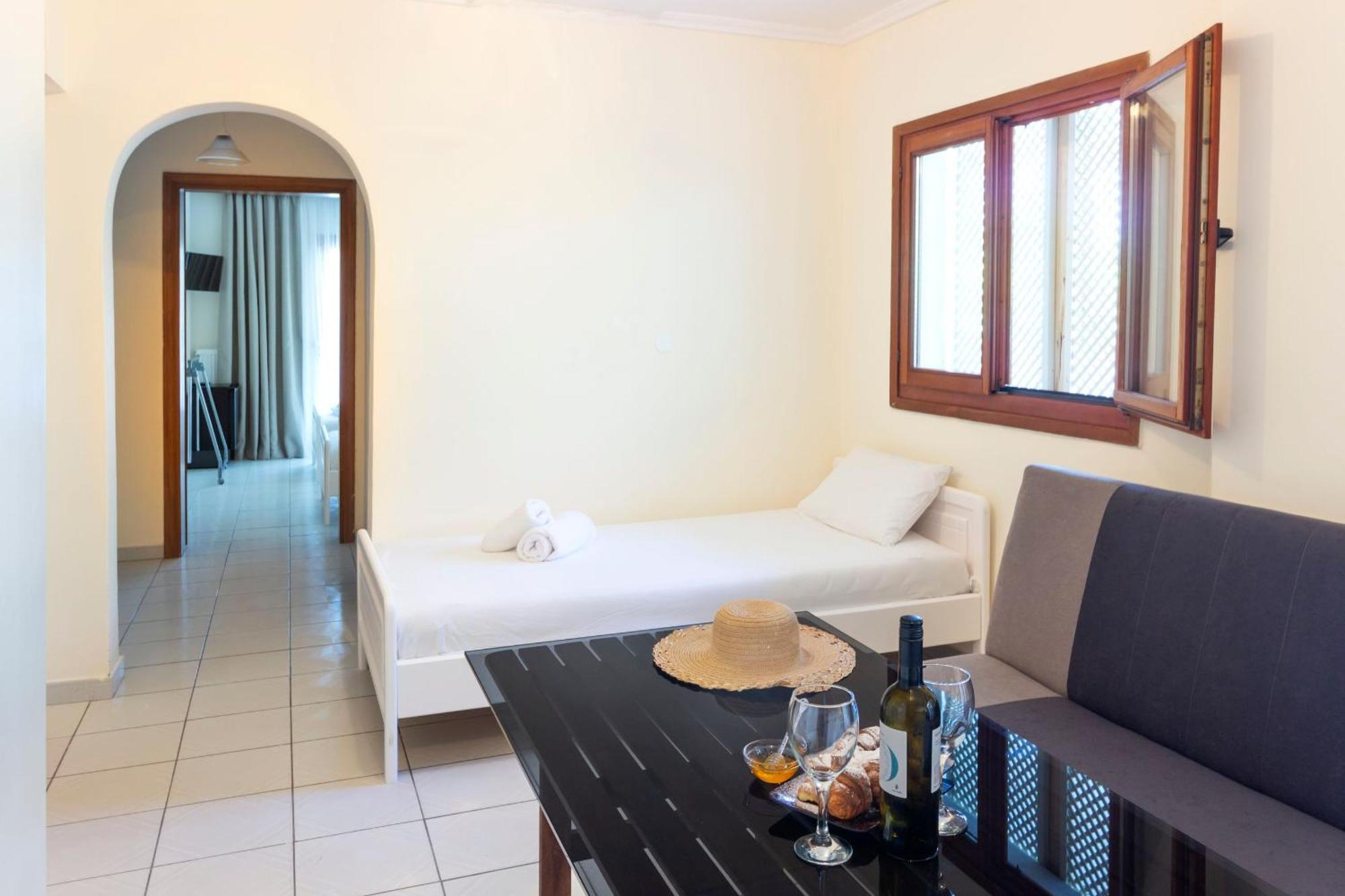Hotel Odysseas ポリフロノ 部屋 写真